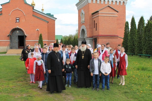 Воспитанники воскресной школы Вознесенского собора совершили паломническую поездку